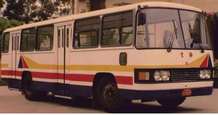 十年后当年的校园有什么变化,6070后童年学校生活的回忆