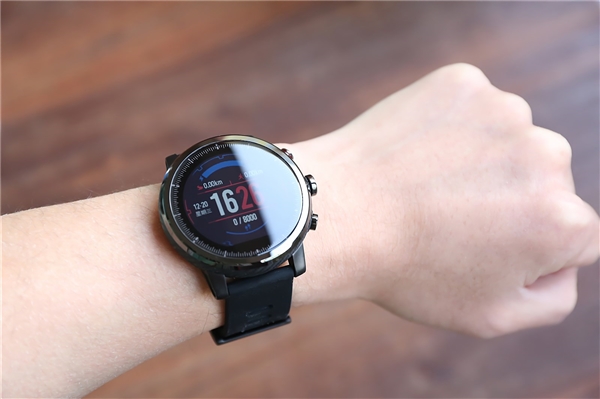 华米amazfit一代屏幕,华米旗下amazfit