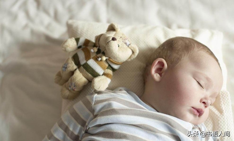 孩子老闹觉怎么哄睡,宝宝夜间总是醒怎么办