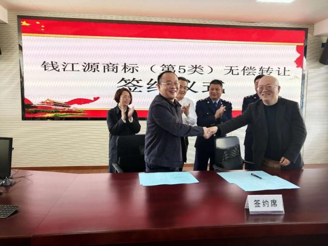 张启养,张启尽忠报国