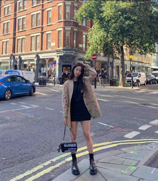 girlcrush风女团,girlcrush风是甜酷风吗