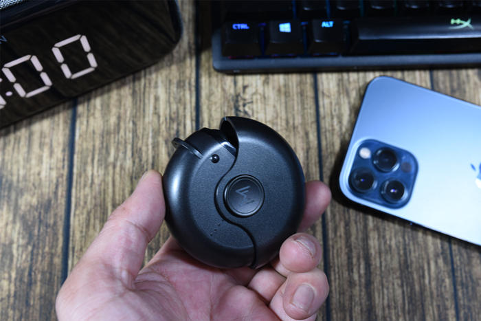 可以当指尖陀螺的蓝牙耳机,可以唱歌的指尖陀螺