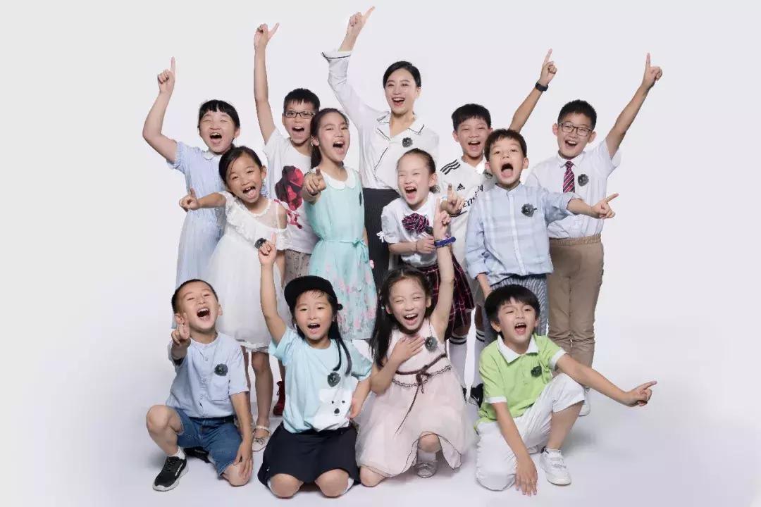 浙江卫视晶晶主持的节目,浙江电视主持美女晶晶