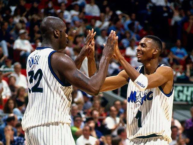 一个人对抗全世界视频,一个人对抗全世界的人物