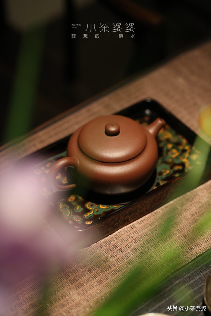 为啥有的紫砂壶泡茶特别香,紫砂壶为什么可以泡茶香