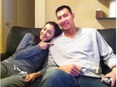 阿联经历了什么,阿联到底经历了什么