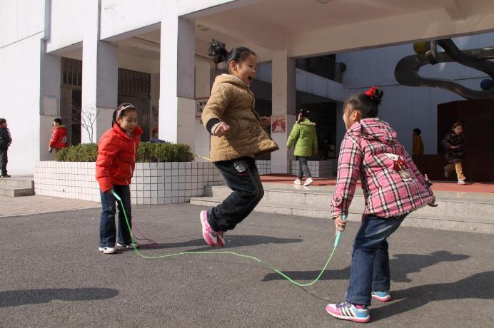 15岁1米7男孩长高秘诀,儿子13岁长得太高了