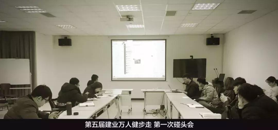 你见过清晨四点的太阳吗,你见过清晨四点的酒吧吗