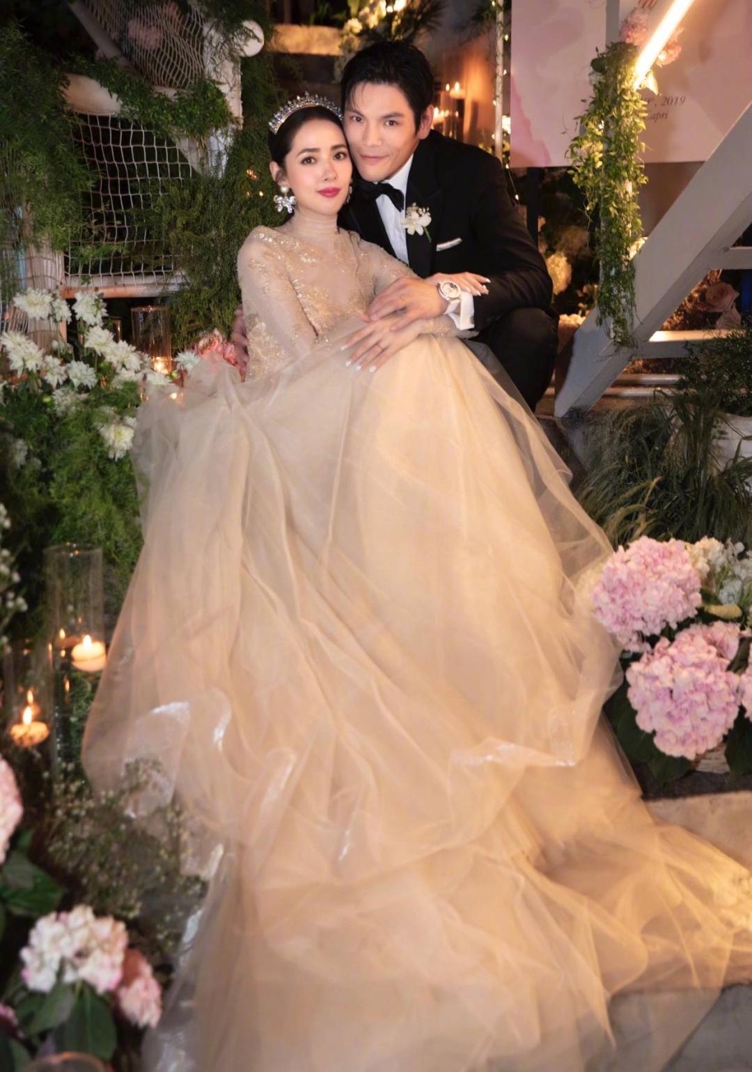 郭碧婷和郭晶晶的对比,郭碧婷和郭晶晶什么关系