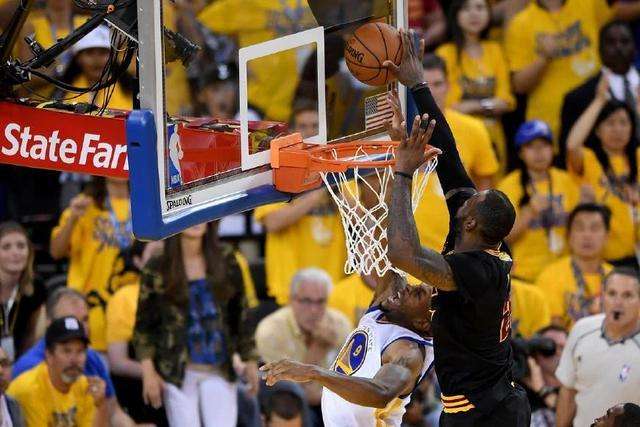 nba十大球星保罗乔治,乔治隔扣字母哥2019