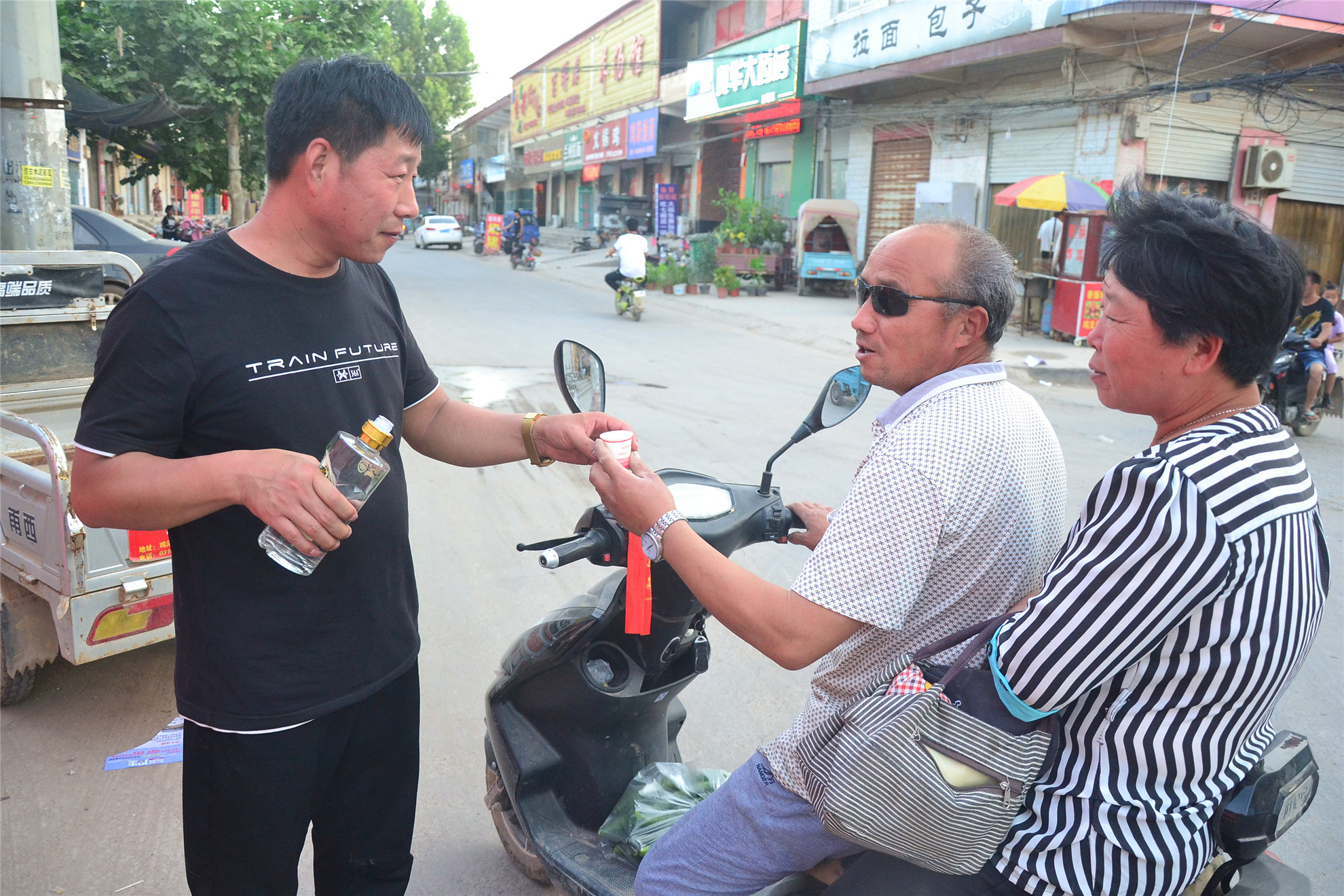 农村人创业的真实经历图片,80后农民创业记录