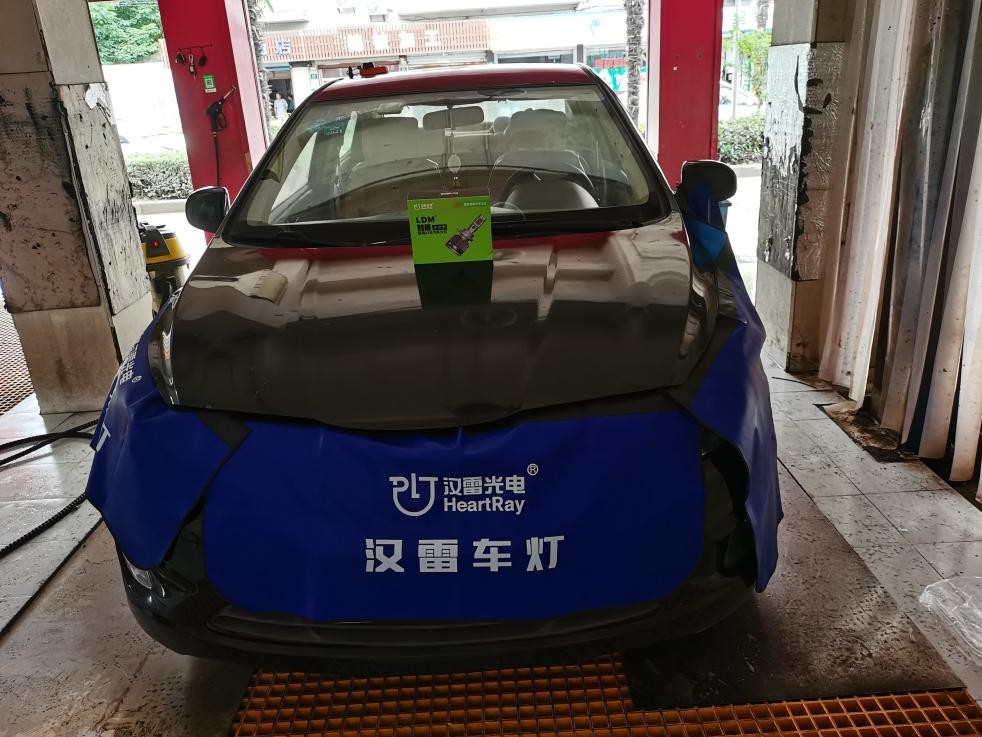 现代瑞纳18年h4led灯泡安装教程,14款现代瑞纳近光灯灯泡更换