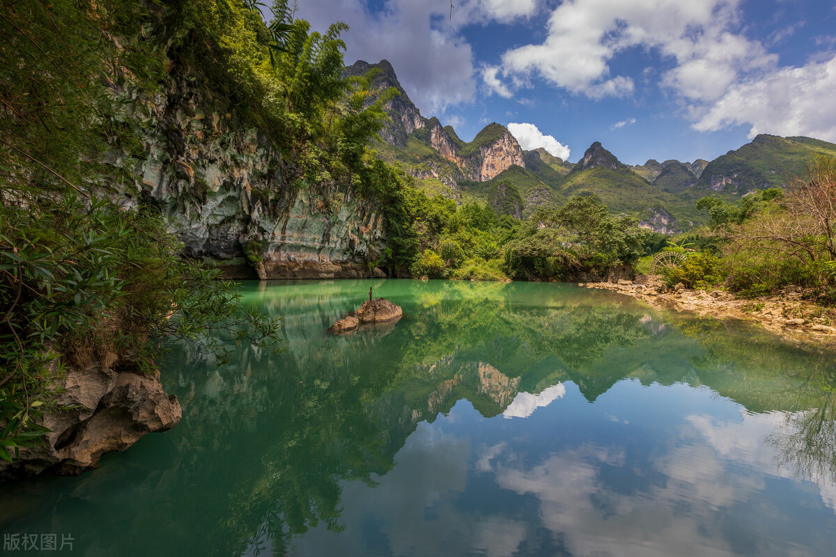 *安瓮**诗友罗甸来