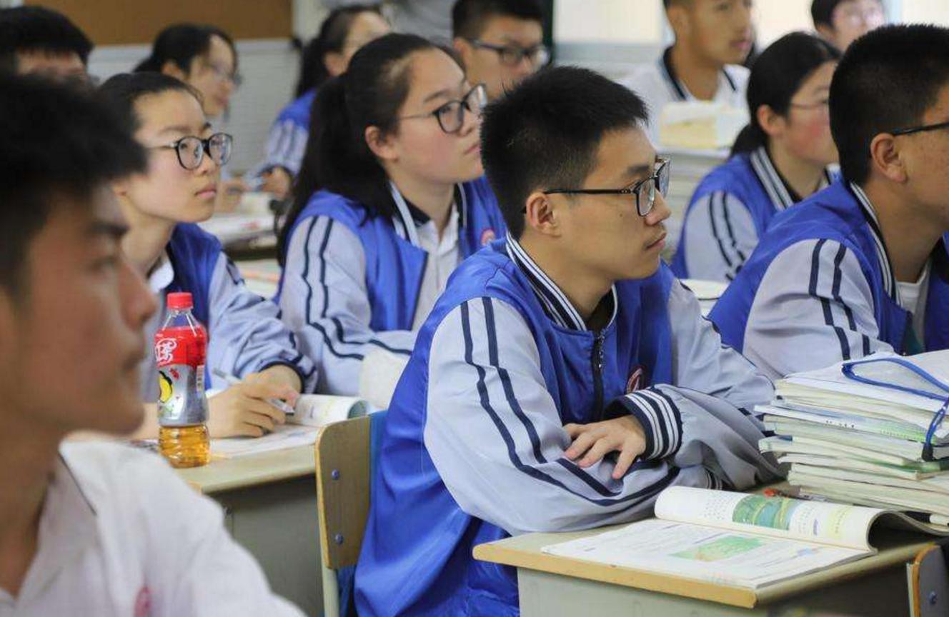 在清华读博期间的收入,清华本硕工资