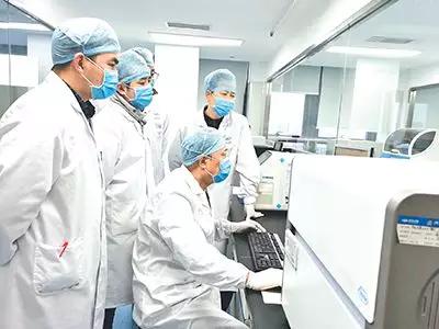 《中国组织人事报》,中国组织人事报刊发专题报道