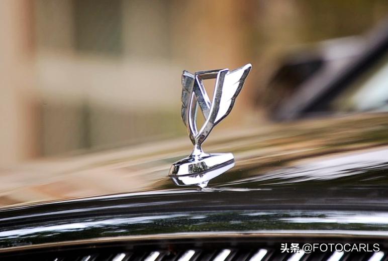 别克老款君越全新车,别克君越老款现在还值得入手么