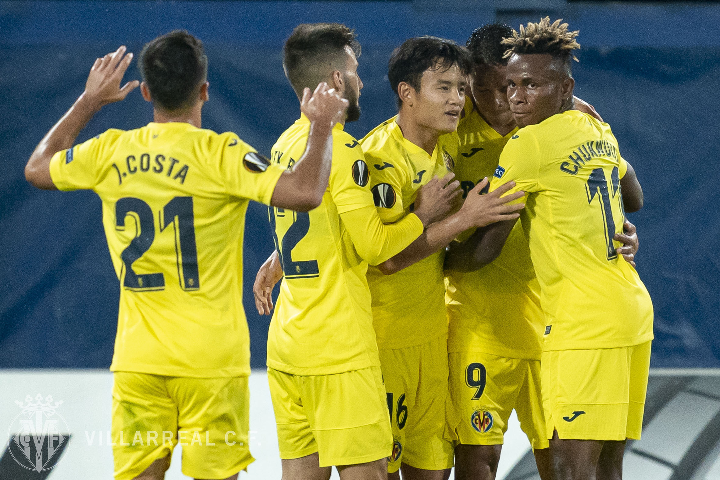 4-1日本球星踢疯了53分钟,日本20岁足球新星