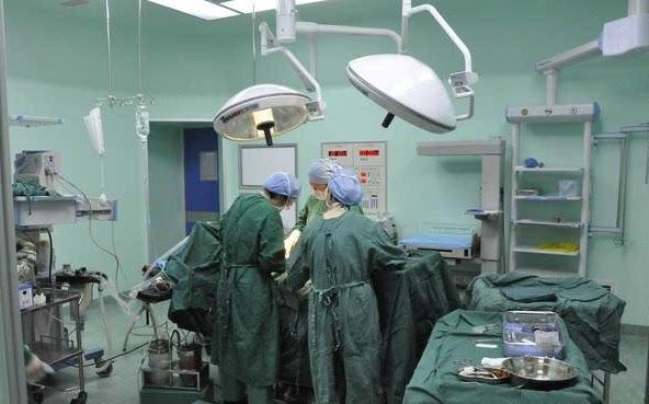 剖腹产的时候医生说宫腔粘连严重,剖宫产医生说粘连厉害怎么治