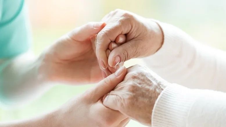 结直肠腺瘤是癌吗？肠腺瘤该如何治疗？