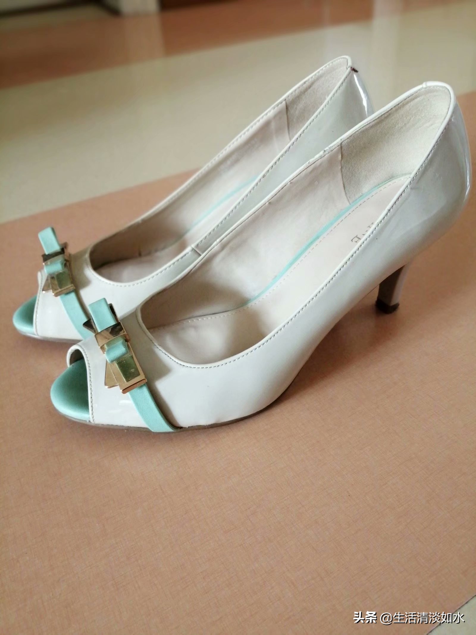 记录生活：咬人的鱼嘴鞋，再也不见