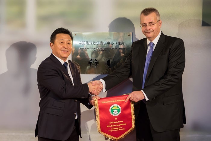 足球青训机构合作俱乐部是干嘛的,布拉格拉维亚青训中心