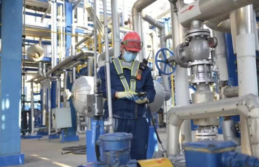 央企新兴际华生产防护服支援武汉,医用防护服紧缺物资