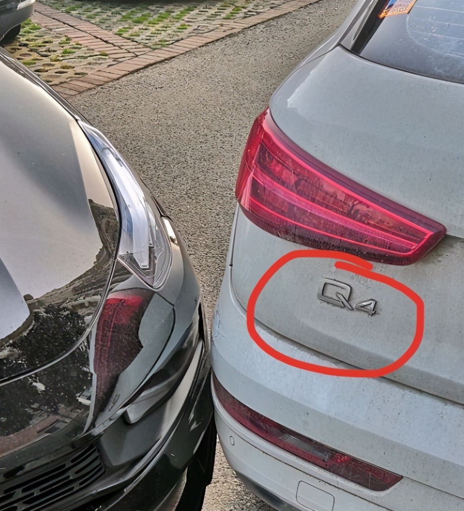 轻轻撞到人家车门要赔多少钱,轻微剐蹭我全责要怎么处理