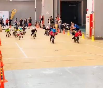 央视曝光网红“毒玩具”，增塑剂超标300倍！孩子几乎人手一个