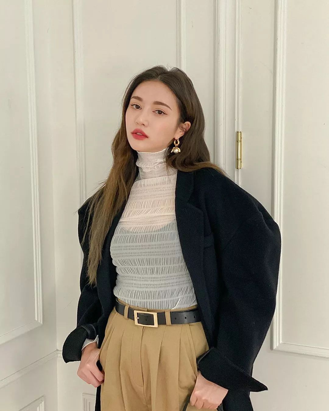 周洁琼穿砂糖匡威鞋,周洁琼鞋