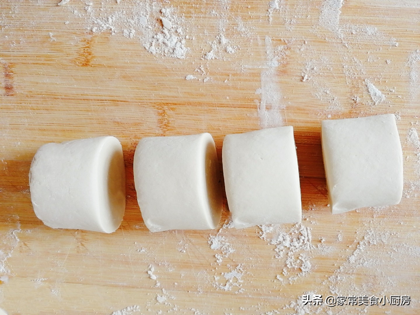 戗面馒头怎么做的光滑,教你做戗面馒头