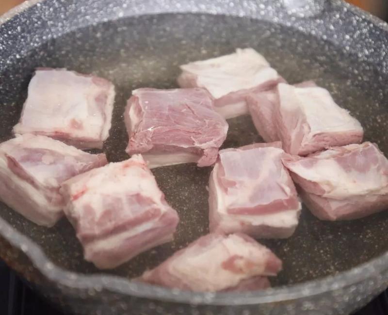 煲汤的那些浮沫对身体有害吗,其实煲汤的浮沫有没有营养