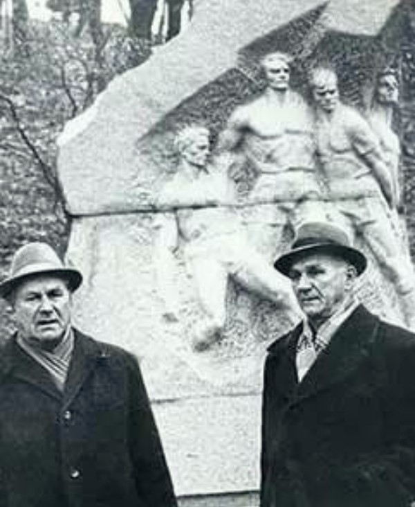 一场足球比赛的分析,足球比赛中是怎么思考的