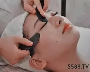 脂肪粒和汗管瘤扁平疣的区别,扁平疣和汗管瘤脂肪粒鉴别办法