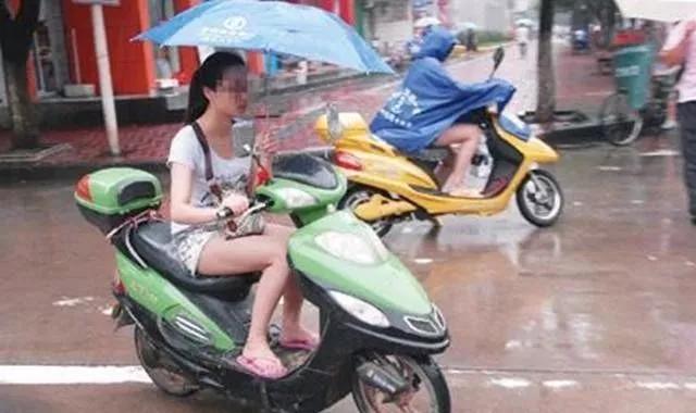 电动车被雨淋湿了能充电吗,电动车被雨淋了还能骑吗