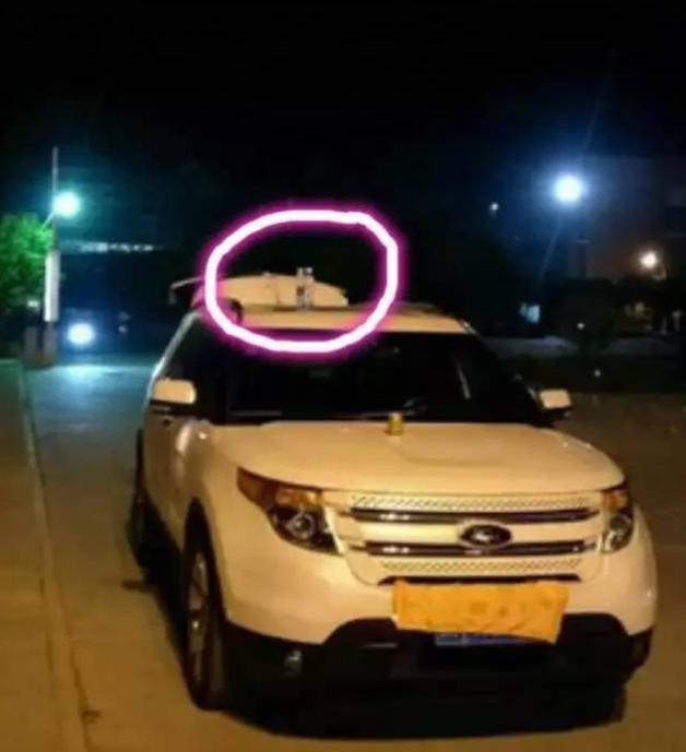 学校门口的车上放水是什么意思,校门口车上放水是什么意思