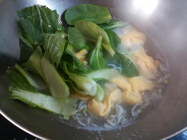 一周三菜一汤不重样蛋饺怎么做,菠菜鸡蛋汤饺