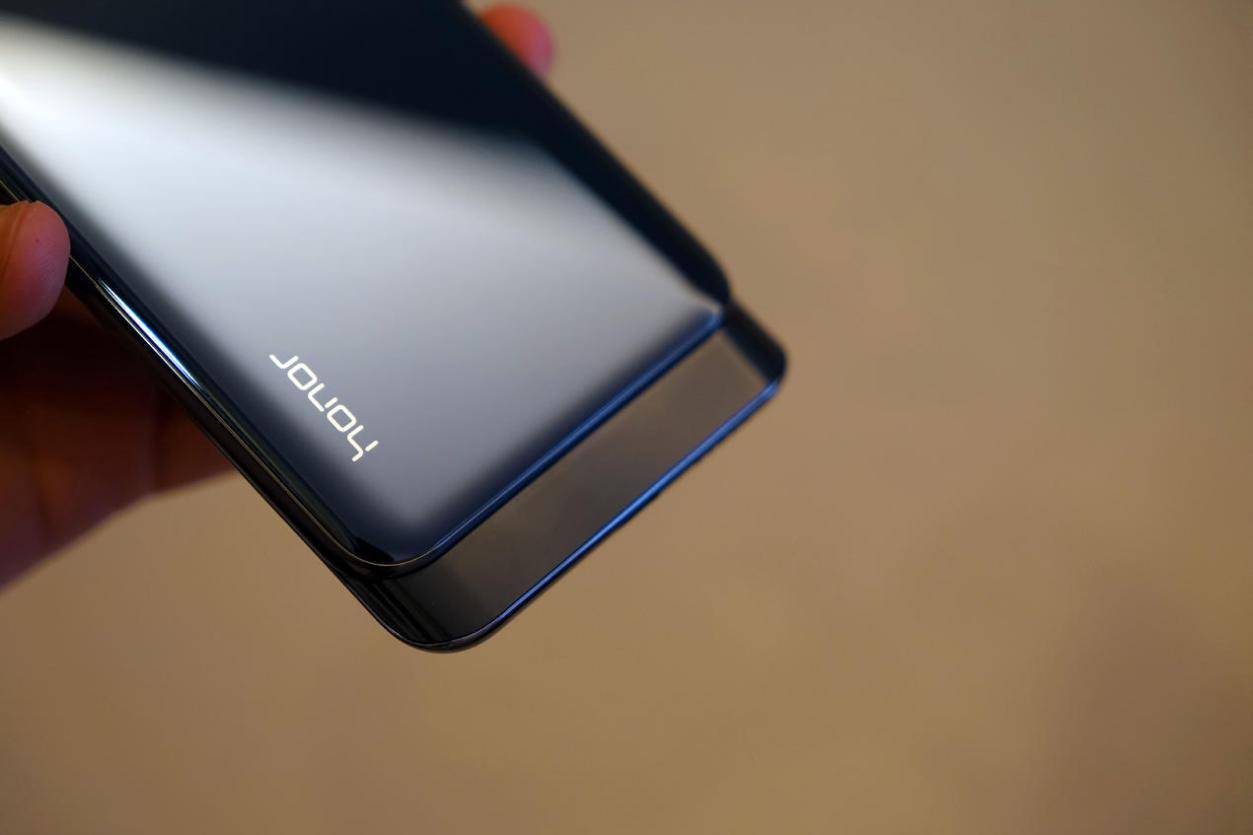 荣耀magic2至臻版真实评测,荣耀magic2深度评测