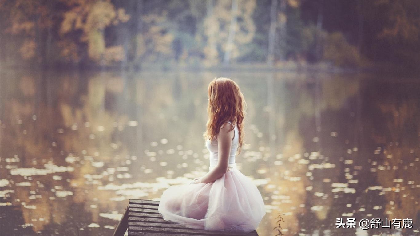 人在职场被同事孤立了怎么办,在单位被人排挤的表现