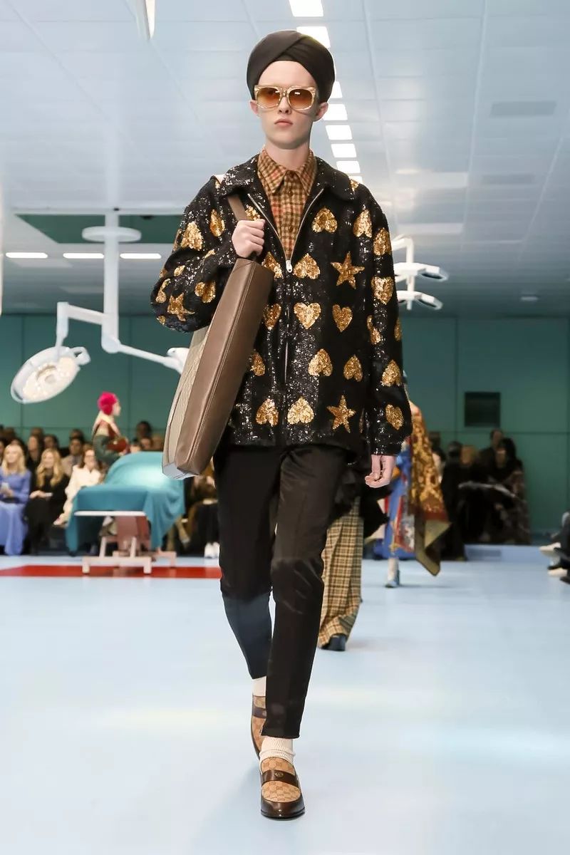 gucci的设计风格 (设计高调的gucci为什么卖得这么好)