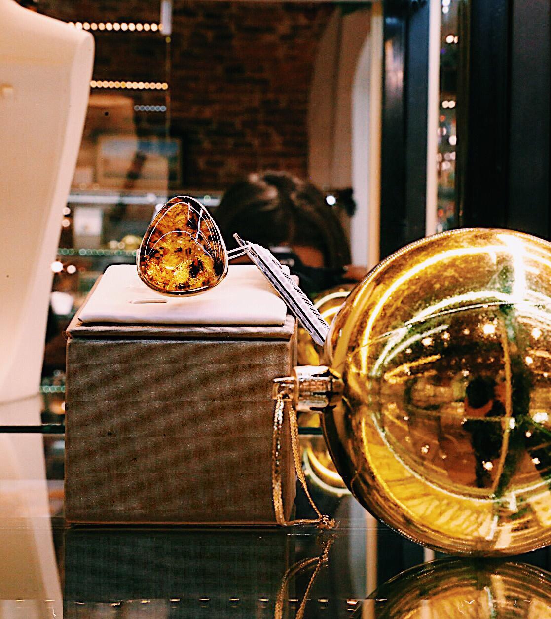 去圣彼得堡唯一的琥珀工厂打卡