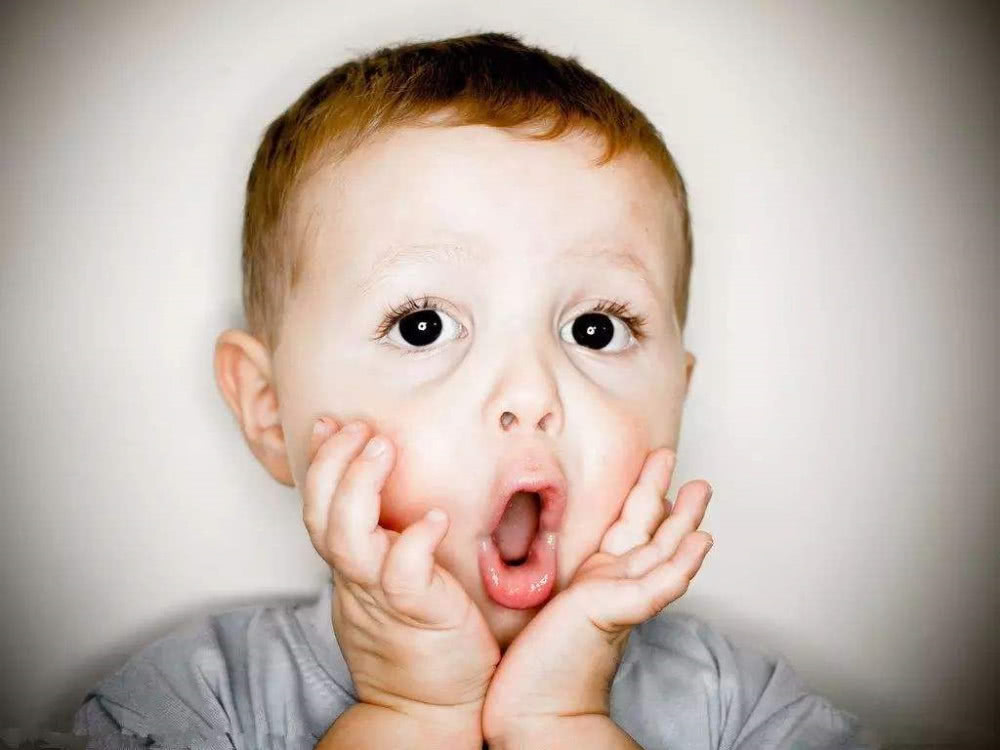 2岁宝宝口吃矫正最简单方法,2岁宝宝说话口吃怎么办