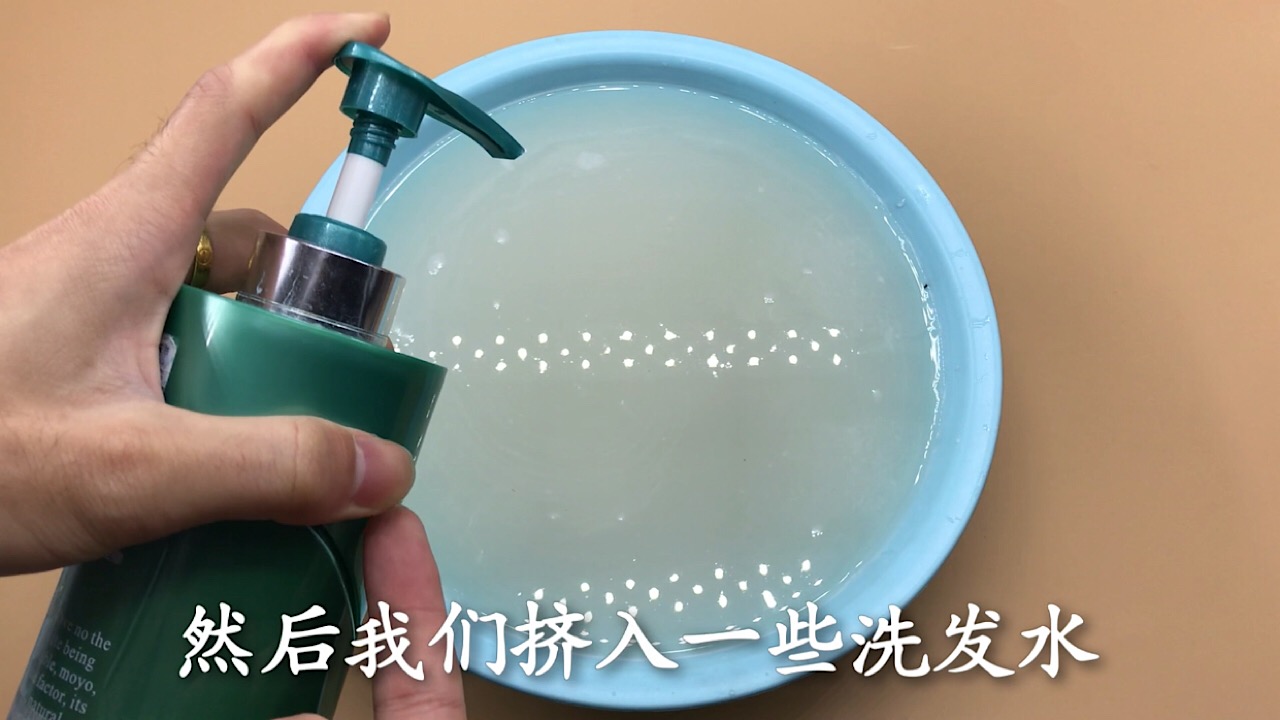 清水拖地干净不留水渍,怎样拖地地板才会干净又亮