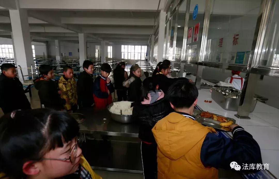 全国校园足球满天星训练营,全国青少年冬季足球训练营