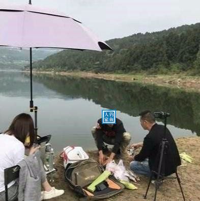 野生大湖钓鱼视频大全,深山老林水库野钓