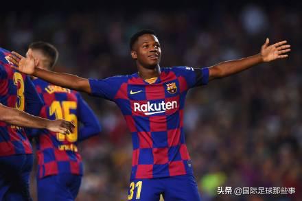 贝克汉姆多大加盟曼联,贝克汉姆加入曼联