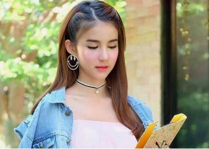 中国游客疑惑：泰国人妖接待游客前为啥要吃避孕药？看完总算明白