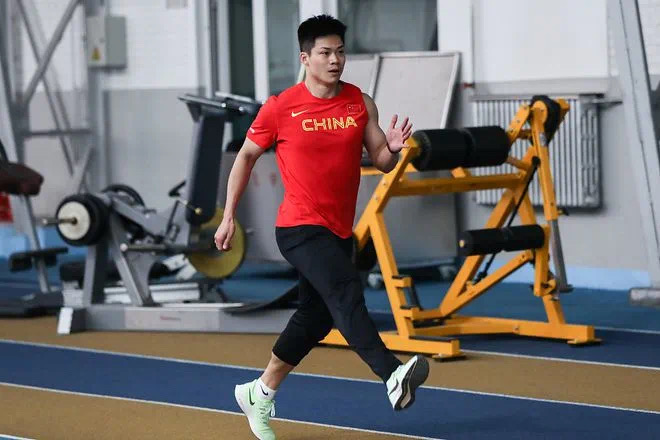 傅园慧是什么项目运动员,傅园慧是哪个项目的运动员