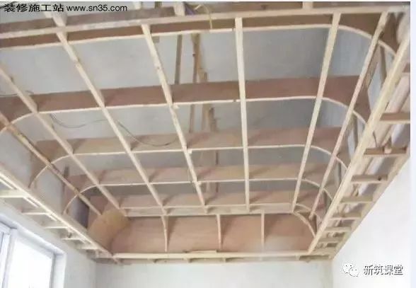 轻钢龙骨石膏板造型吊顶施工视频,石膏板天花吊顶施工全过程