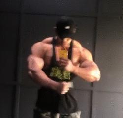 肌肉男女实力强啪，帅翻整个健身圈