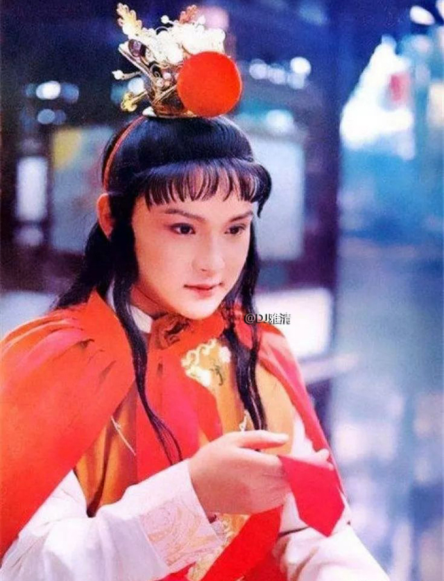 红楼梦87版10版艺人对比,老版红楼梦艺人照片对比